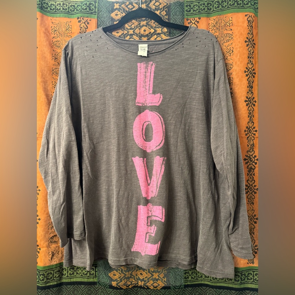 Magnolia Pearl Long Sleeve Shirt with Pink 'LOVE'